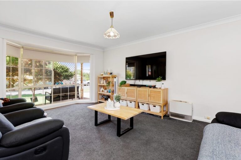 MVCABA 2nd Property Living area