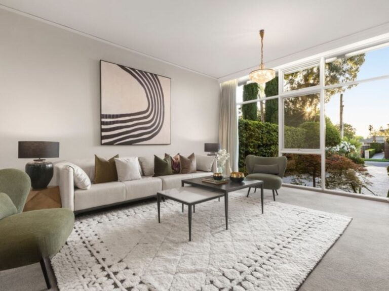 MVDAVE Living Area 2