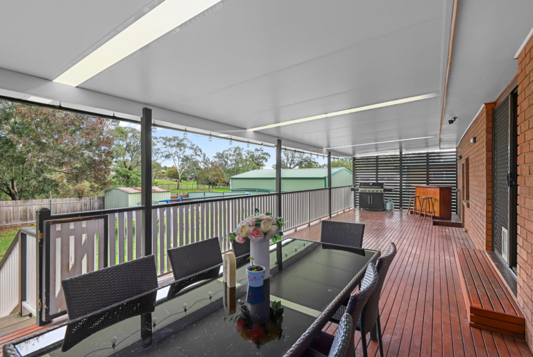 Muswellbrook 3