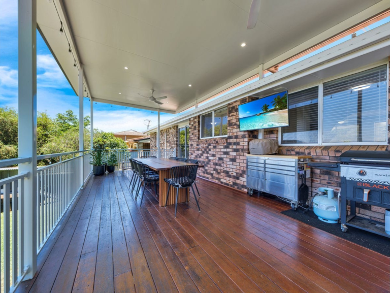 Tamworth-9